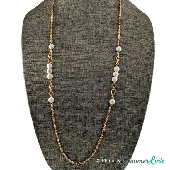 Vintage White Station Lucite Bead Scroll Link Gold Tone Chain Necklace - Picture 1 of 8